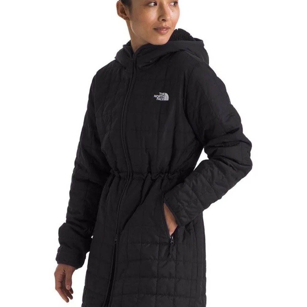 The North Face Women's Black Hooded Puffer Jacket